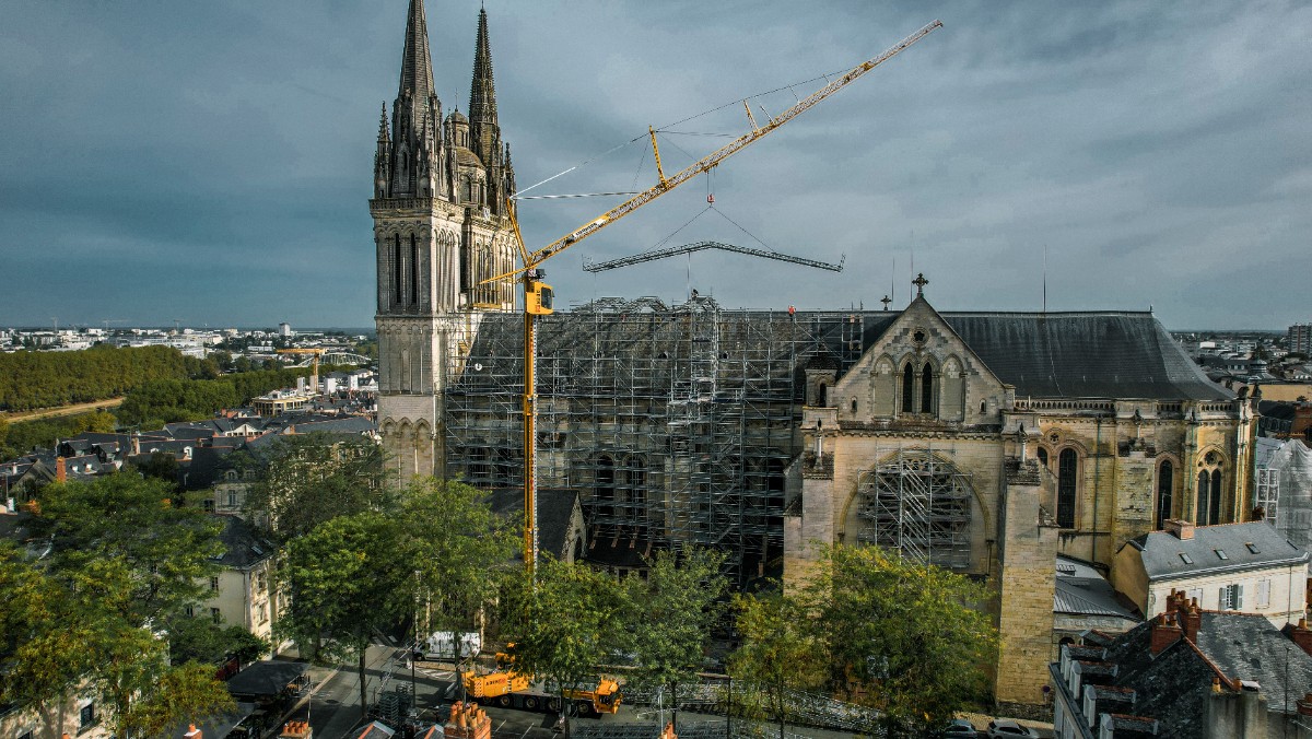liebherr-mk-140-adekma-angers-03_300dpi.jpg