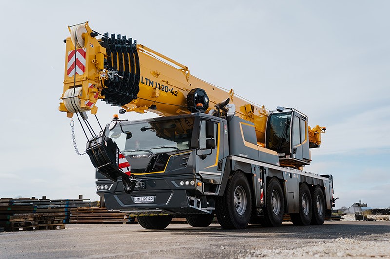 liebherr-ltm1120-4.2-96dpi_w800.jpg